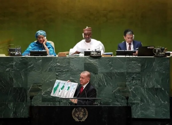 Özgür Özel’e Gazze ve insanlık dersi: Hiçbir siyasi manipülasyon bu hakikati örtemez